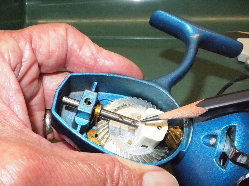 Penn 720--Aligning Spool Shaft with Crosswind Block
