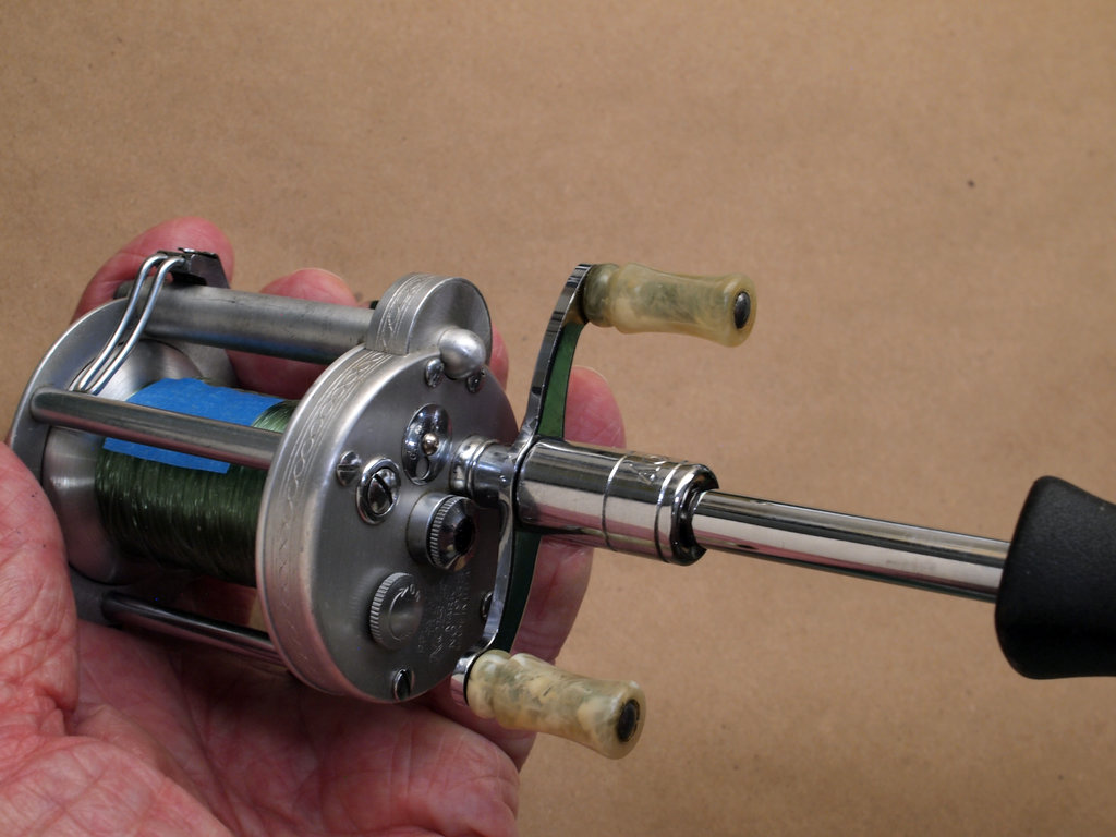 Pflueger Nobby model 1963 - removing crank